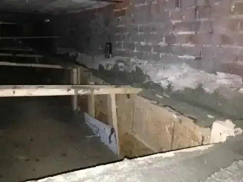 pouring pony wall around brick foundation